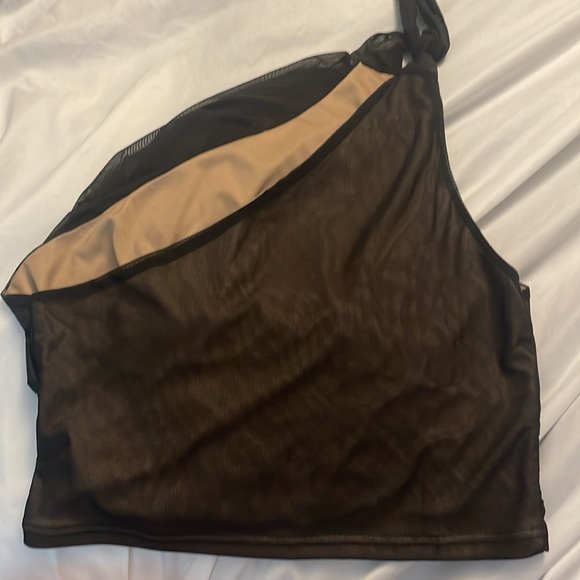 Mesh Asymmetrical Neck Crop Top - Picture 5 of 5